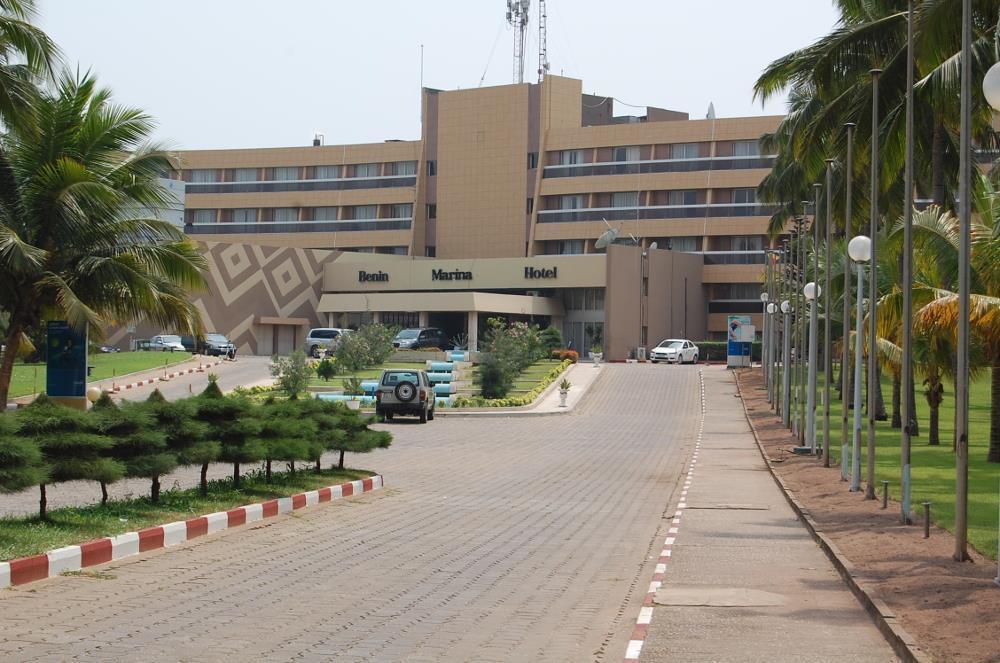 Benin Marina Hotel コトヌー 設備 写真