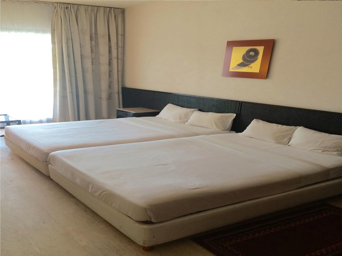 Benin Marina Hotel コトヌー エクステリア 写真