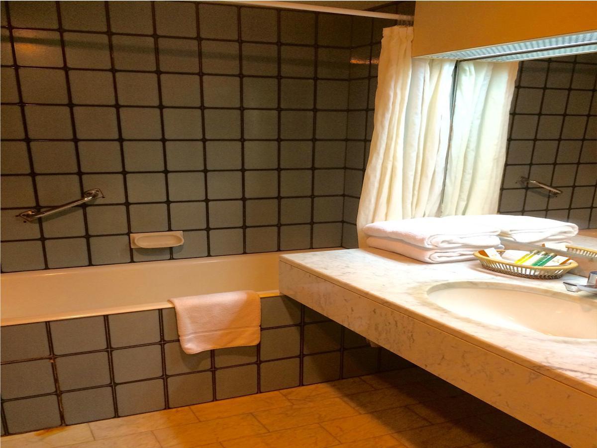 Benin Marina Hotel コトヌー エクステリア 写真
