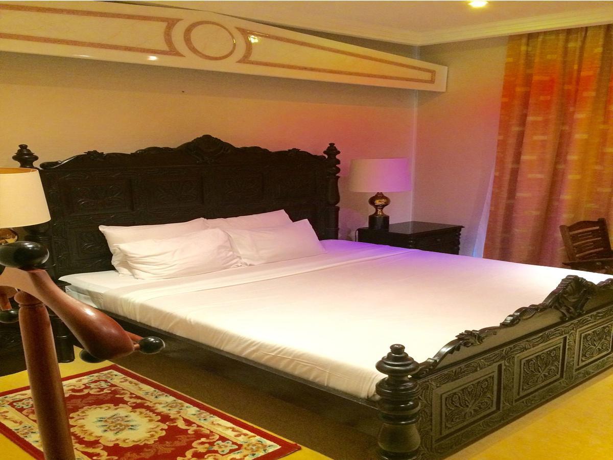 Benin Marina Hotel コトヌー エクステリア 写真