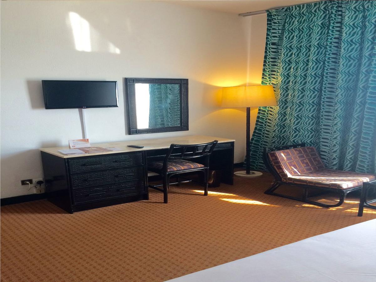 Benin Marina Hotel コトヌー エクステリア 写真