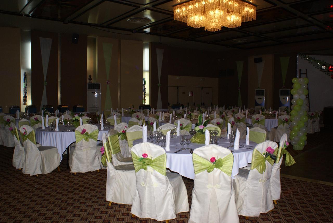 Benin Marina Hotel コトヌー エクステリア 写真