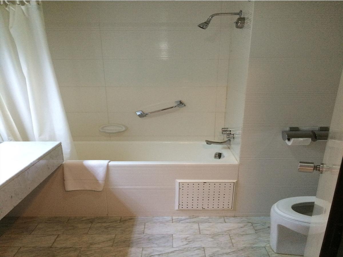 Benin Marina Hotel コトヌー エクステリア 写真