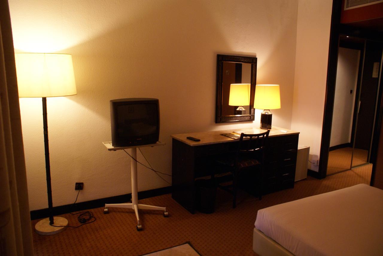 Benin Marina Hotel コトヌー エクステリア 写真